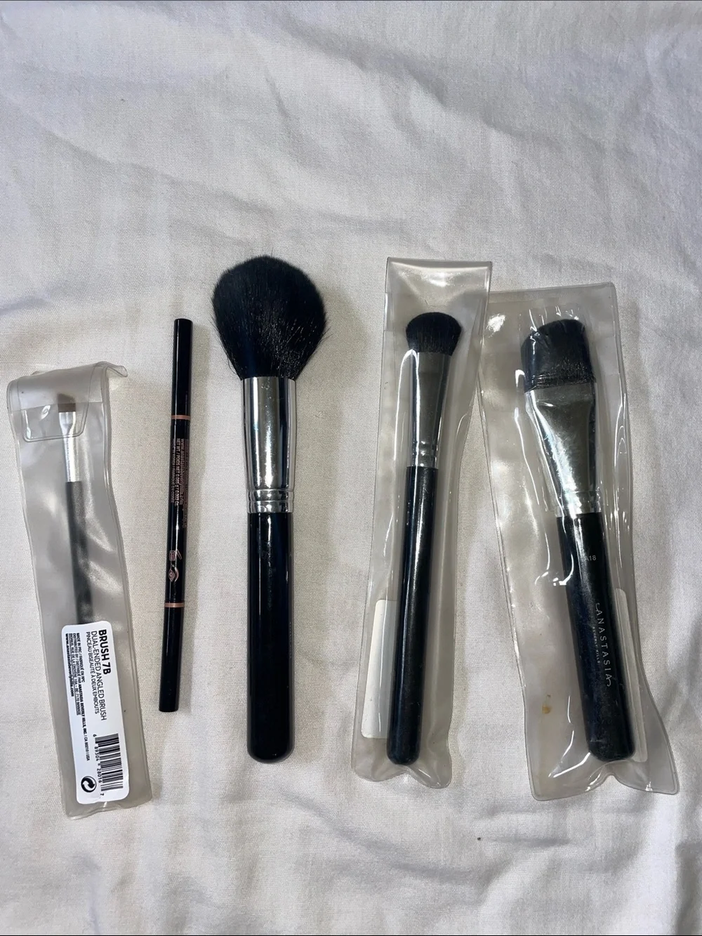 Anastasia Beverly Hills Black and Silver Makeup Brush Set - 5 Piece Kit